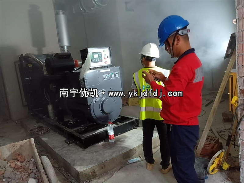 2022年6月15日，400KW上柴發(fā)電機(jī)組交付廣西賓陽(yáng)某工程隊(duì)使用