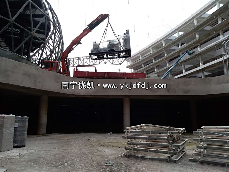 2022年6月15日，900KW上柴發(fā)電機(jī)組帶ATS柜通過(guò)驗(yàn)收交付某產(chǎn)業(yè)園