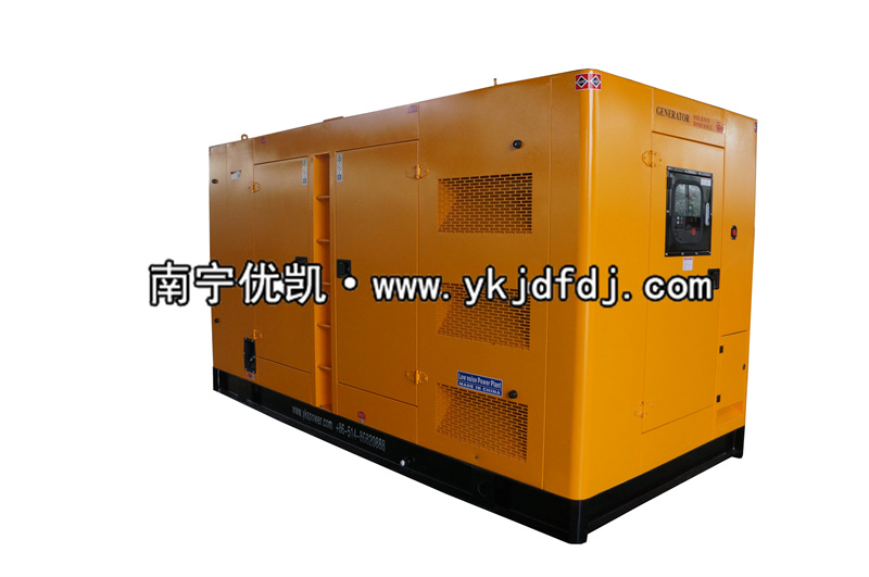 2022年8月27日，200KW靜音柴油發(fā)電機(jī)組發(fā)貨南寧某工程項(xiàng)目現(xiàn)場