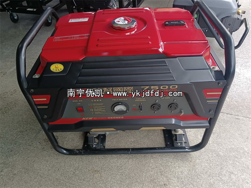 2024年9月12日，客戶到店自提6.5KW汽油發(fā)電機(jī)組